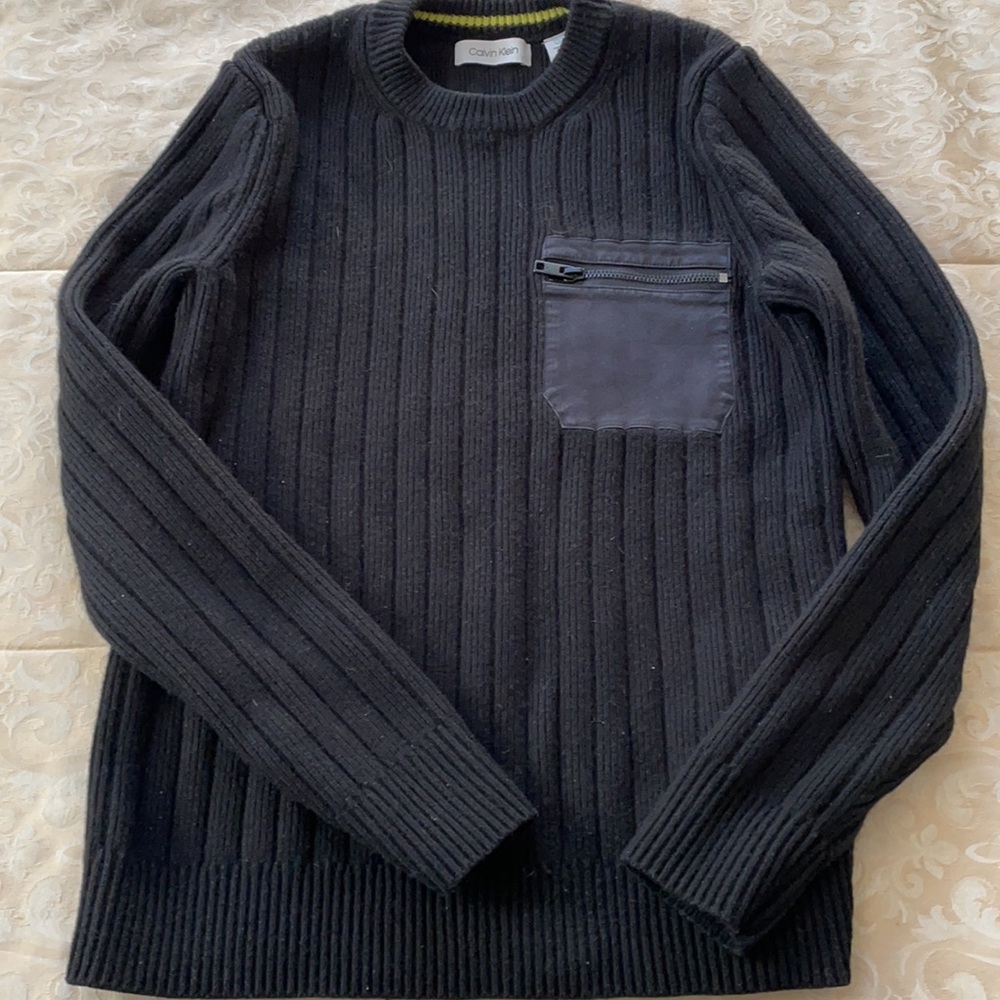 CK knit sweater